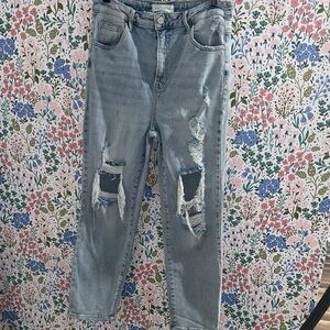 Trendy Distressed Women's Boyfriend Jeans in Light Blue - Risen